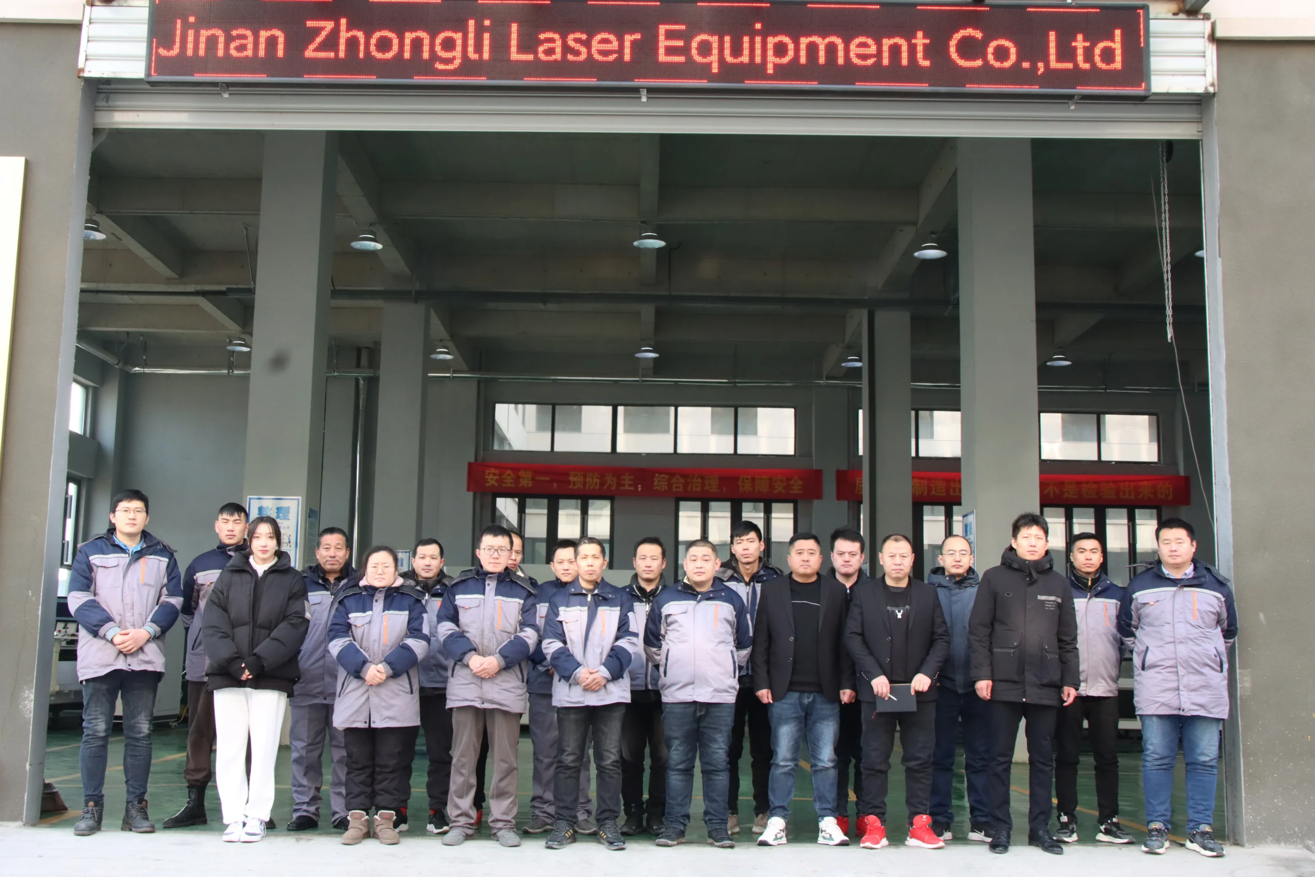 ZLTECH China fiber laser cutting machine manufacturer